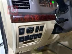 تۆیۆتا لاند کروزەر